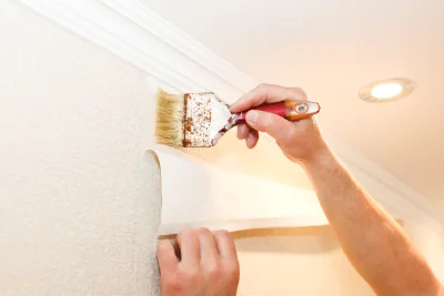 Pose de papier peint à Chidrac — revêtements muraux et toiles de verre